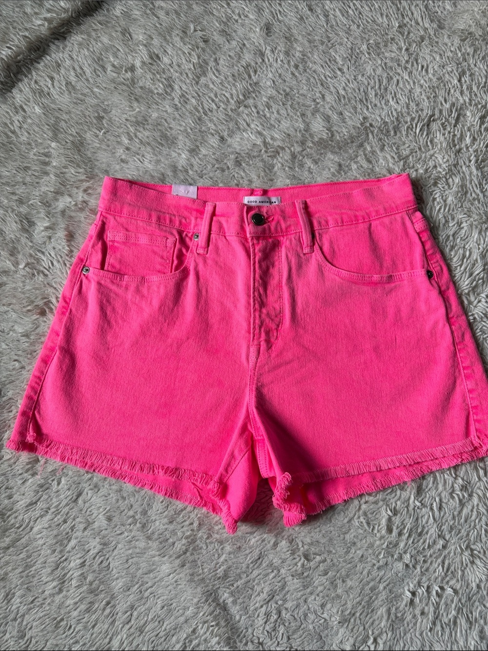 NWT Good American Hawaiian Pink High-Rise Denim Shorts size 8/29